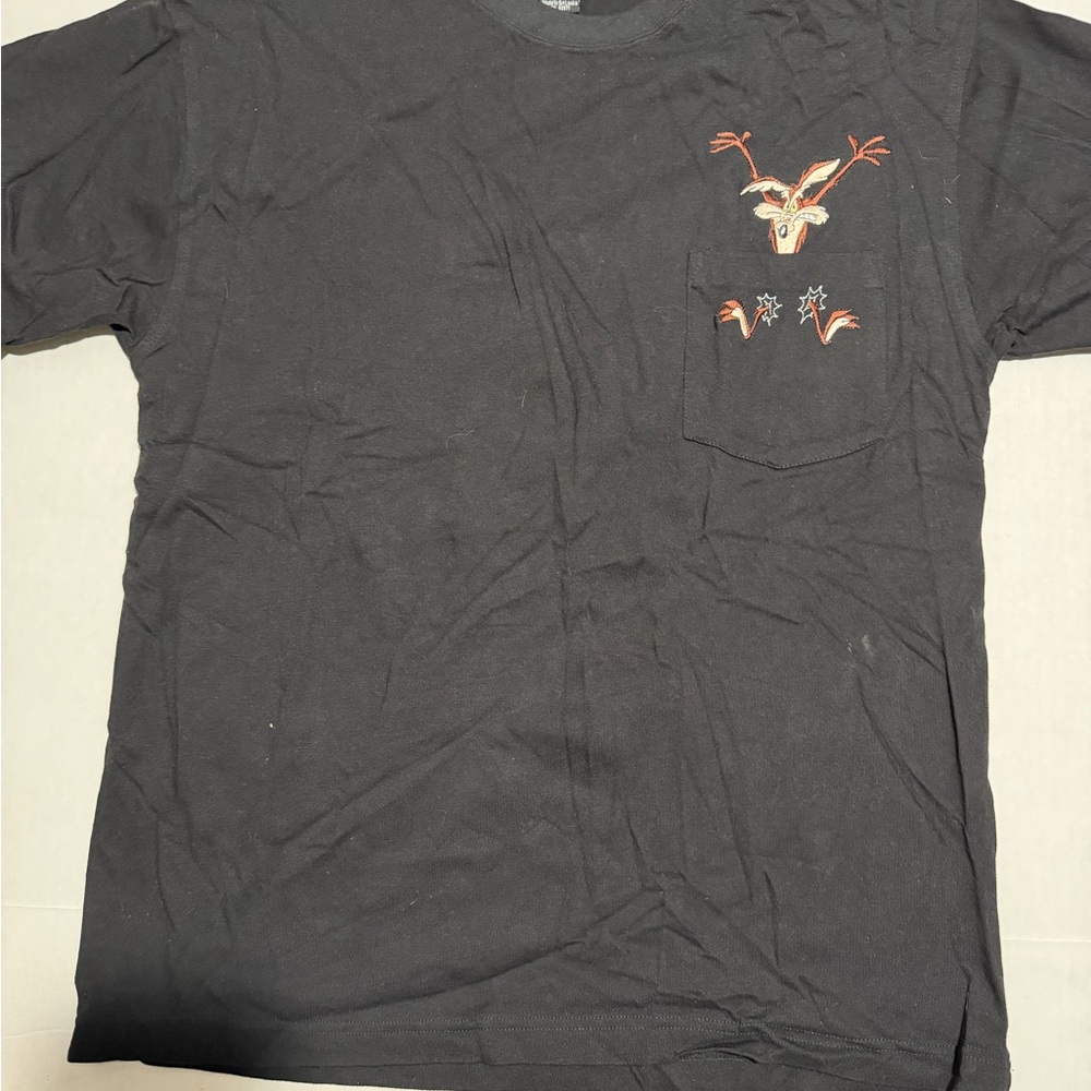 VTG Warner Bros 1995 Wile E Coyote, pocket tee, black,men's medium t-shirt #1440